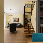 In Maru Ini With Swimming Pool Villa Maruzini